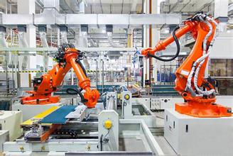2017国考面试热点：机器人推动制造业走向高端生产1